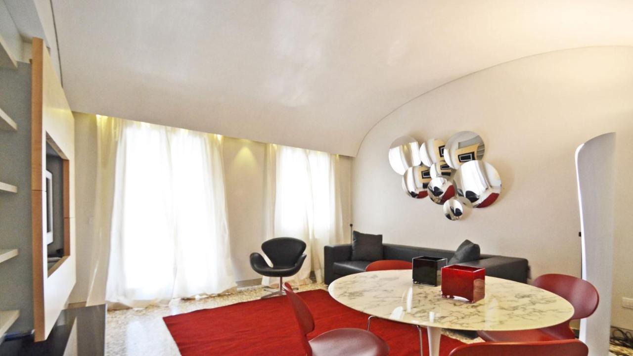 Ai Bareteri Luxury Canal View 베니스 외부 사진