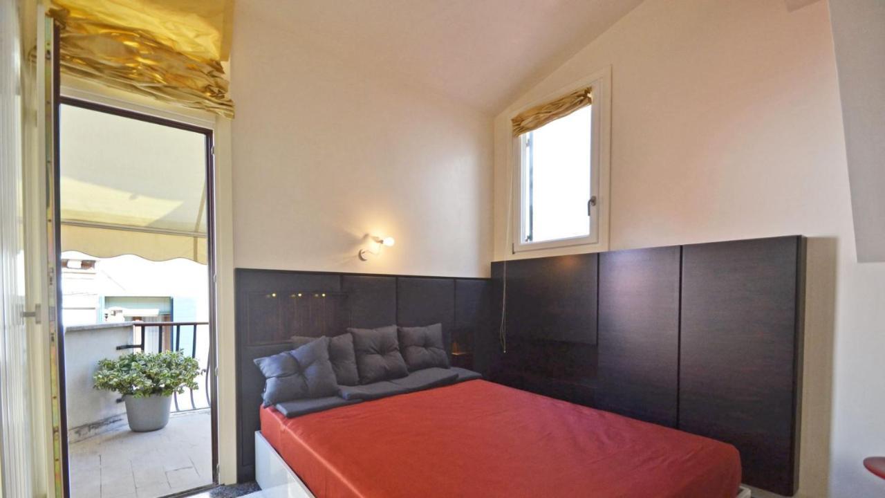 Ai Bareteri Luxury Canal View 베니스 외부 사진